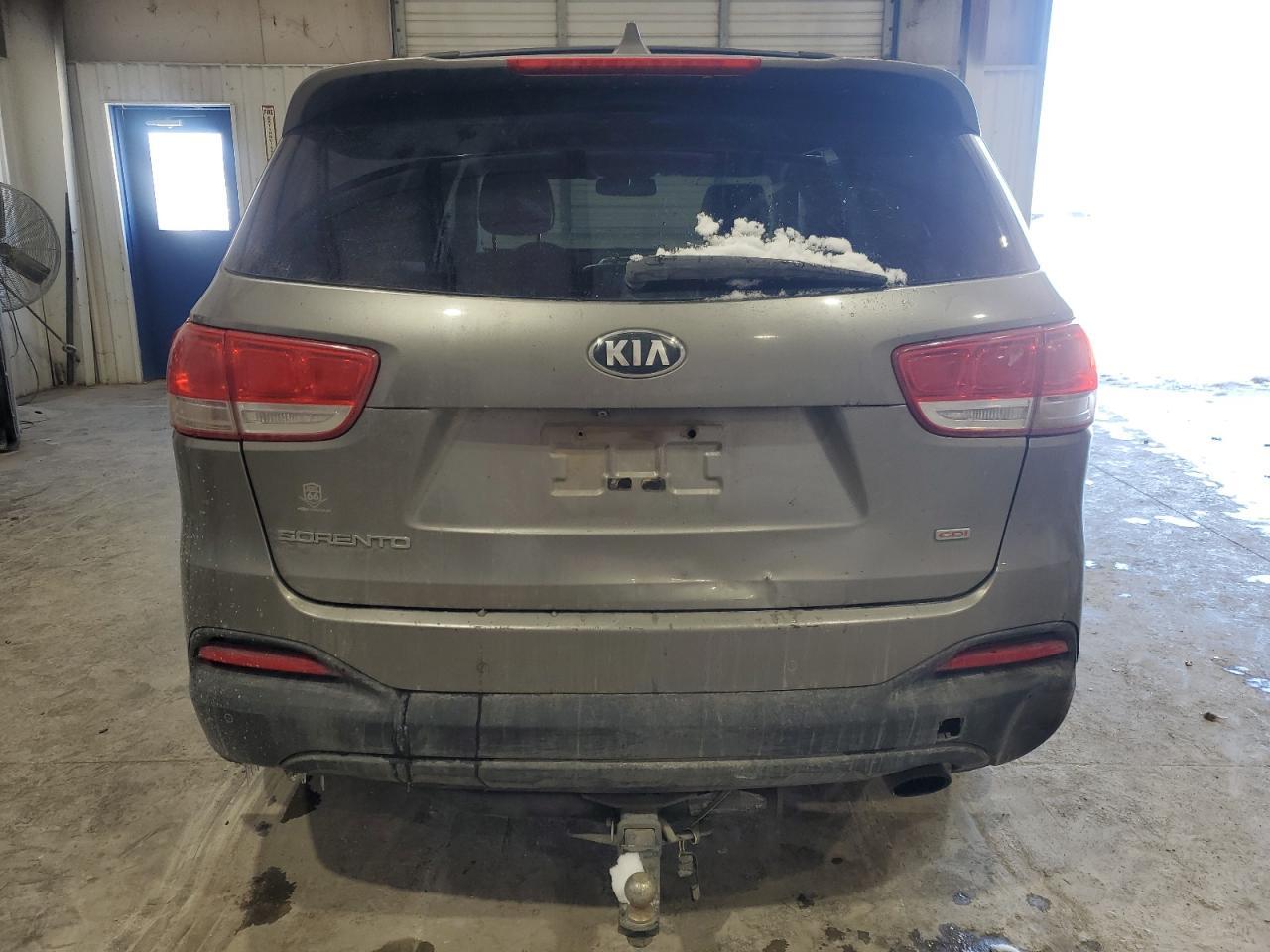2016 KIA SORENTO LX - Image 6