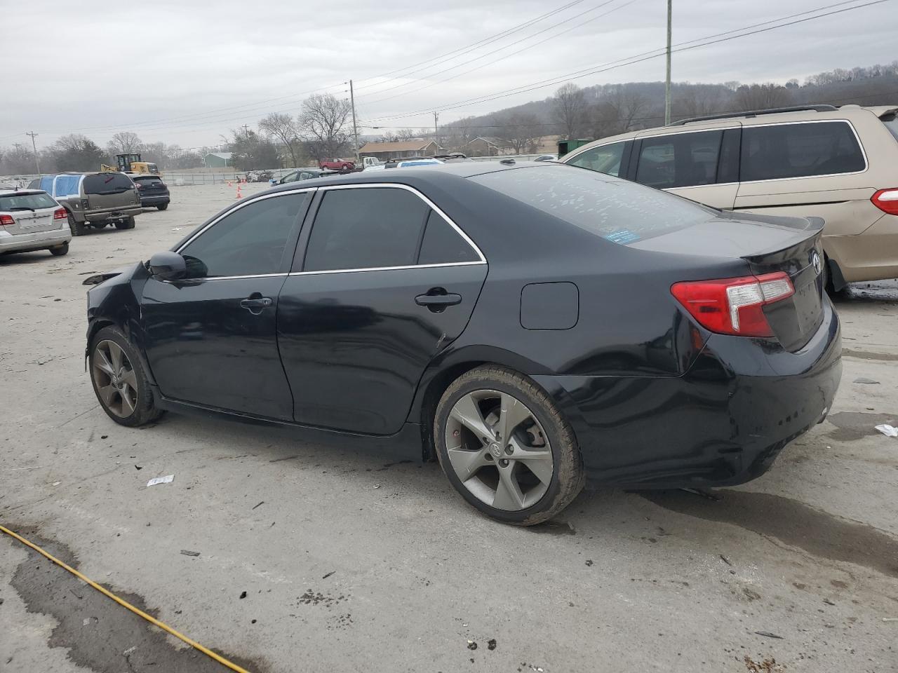 2012 TOYOTA CAMRY BASE - Фото 2