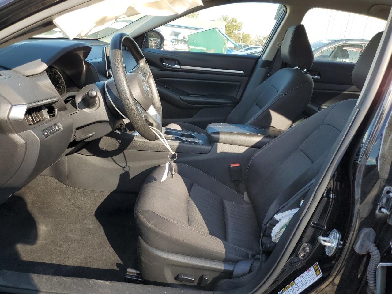 2022 NISSAN ALTIMA SV - Image 7