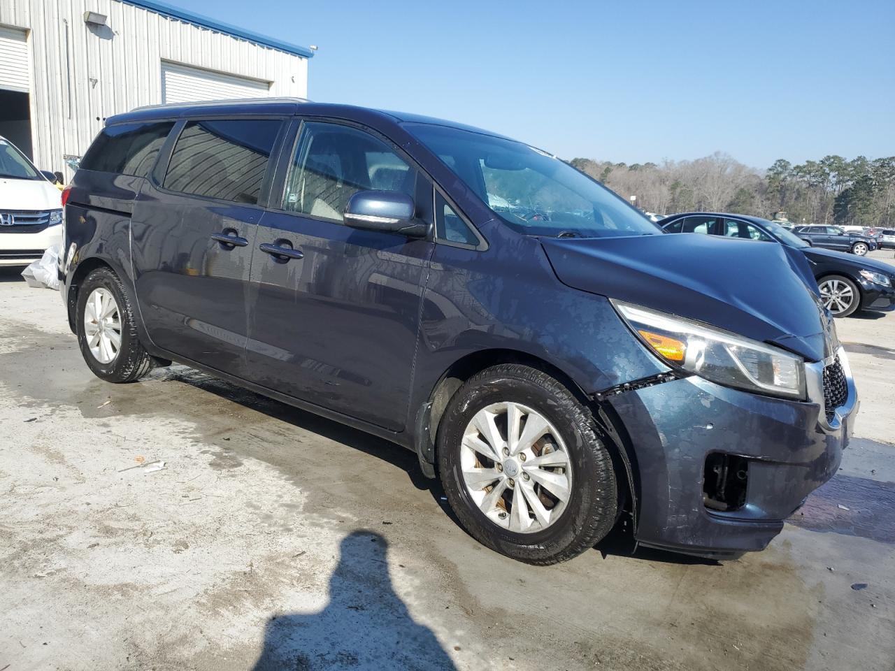 2016 KIA SEDONA LX - Фото 4