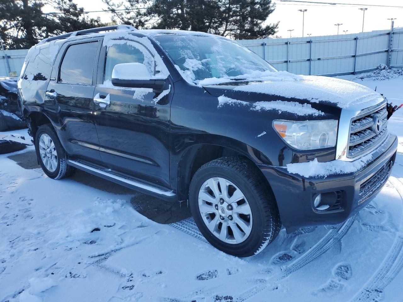 2014 TOYOTA SEQUOIA PL - Фото 4