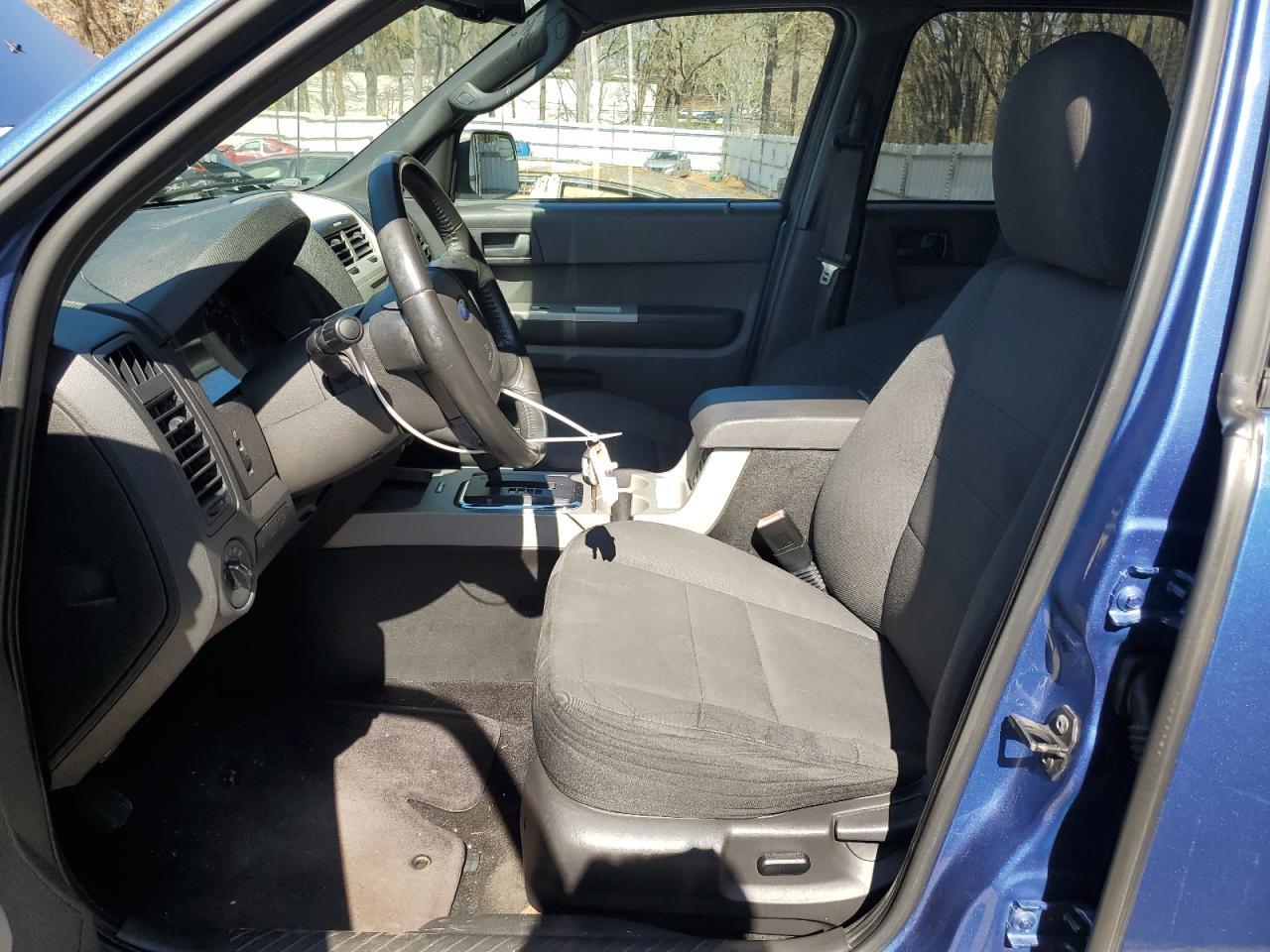 2010 FORD ESCAPE XLT - Image 7