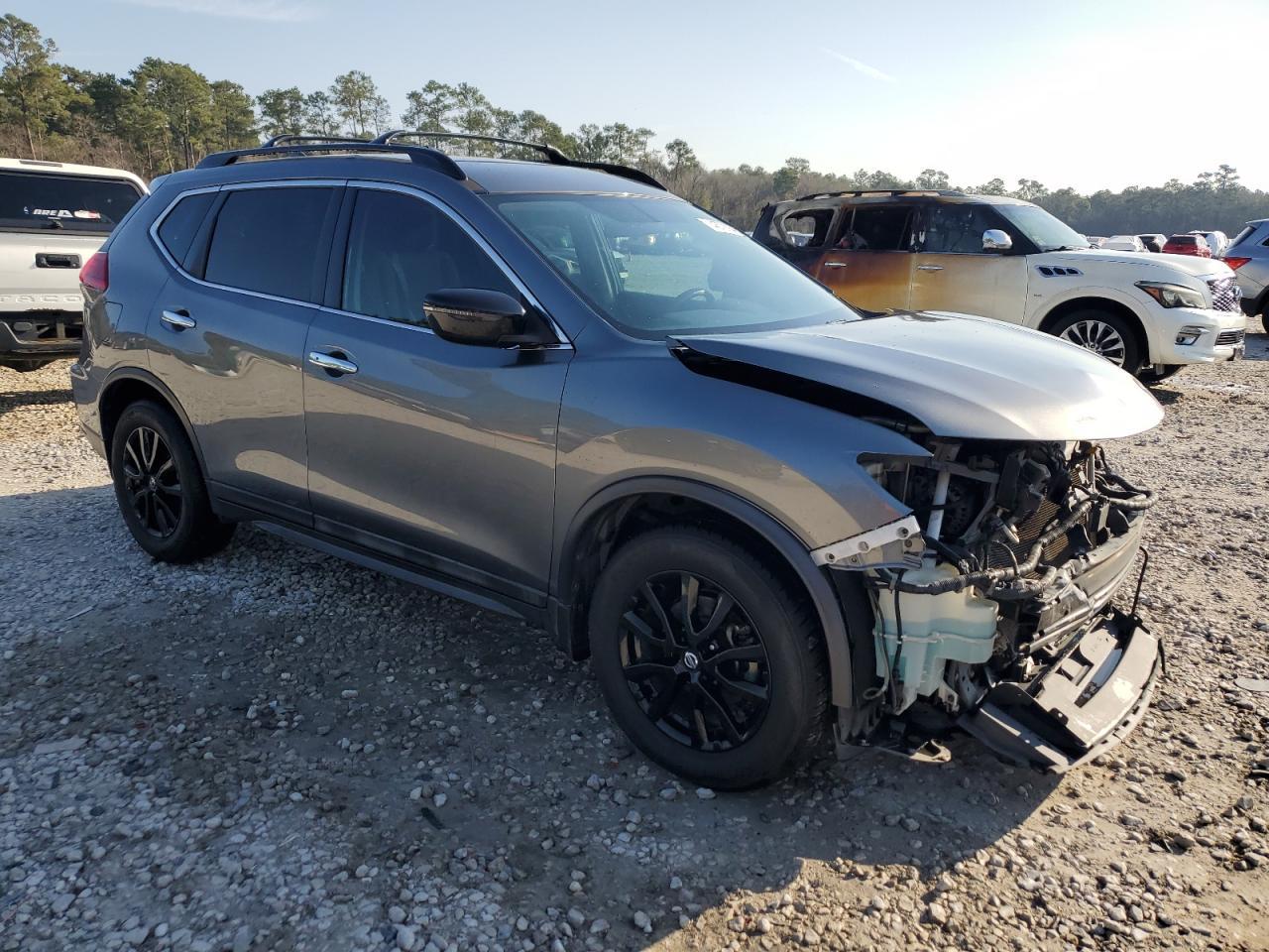 2017 NISSAN ROGUE S - Image 4