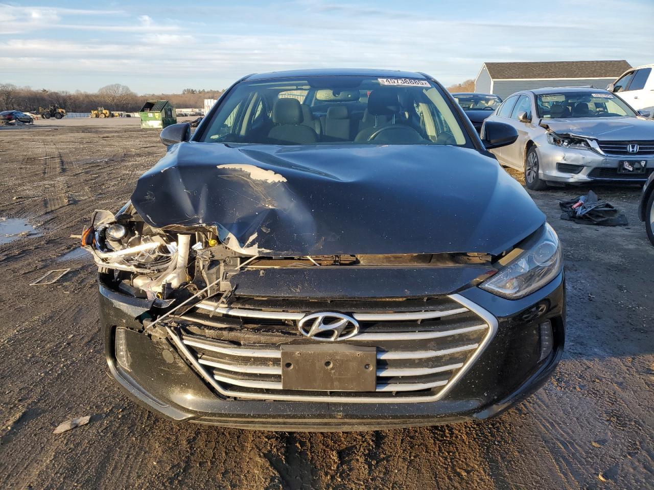 2018 HYUNDAI ELANTRA SE - Image 5