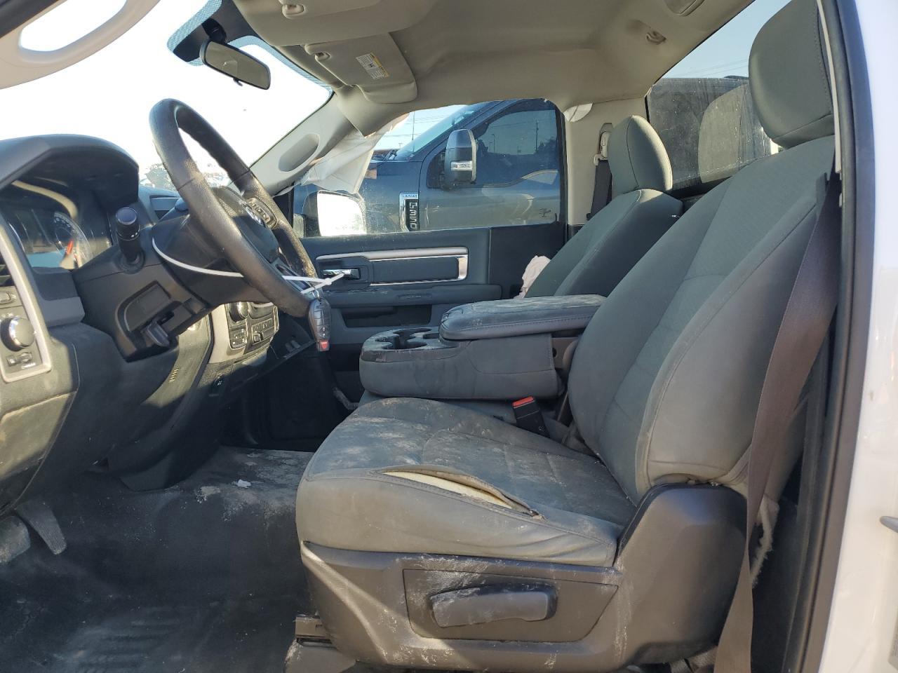 2017 RAM 1500 ST - Фото 7