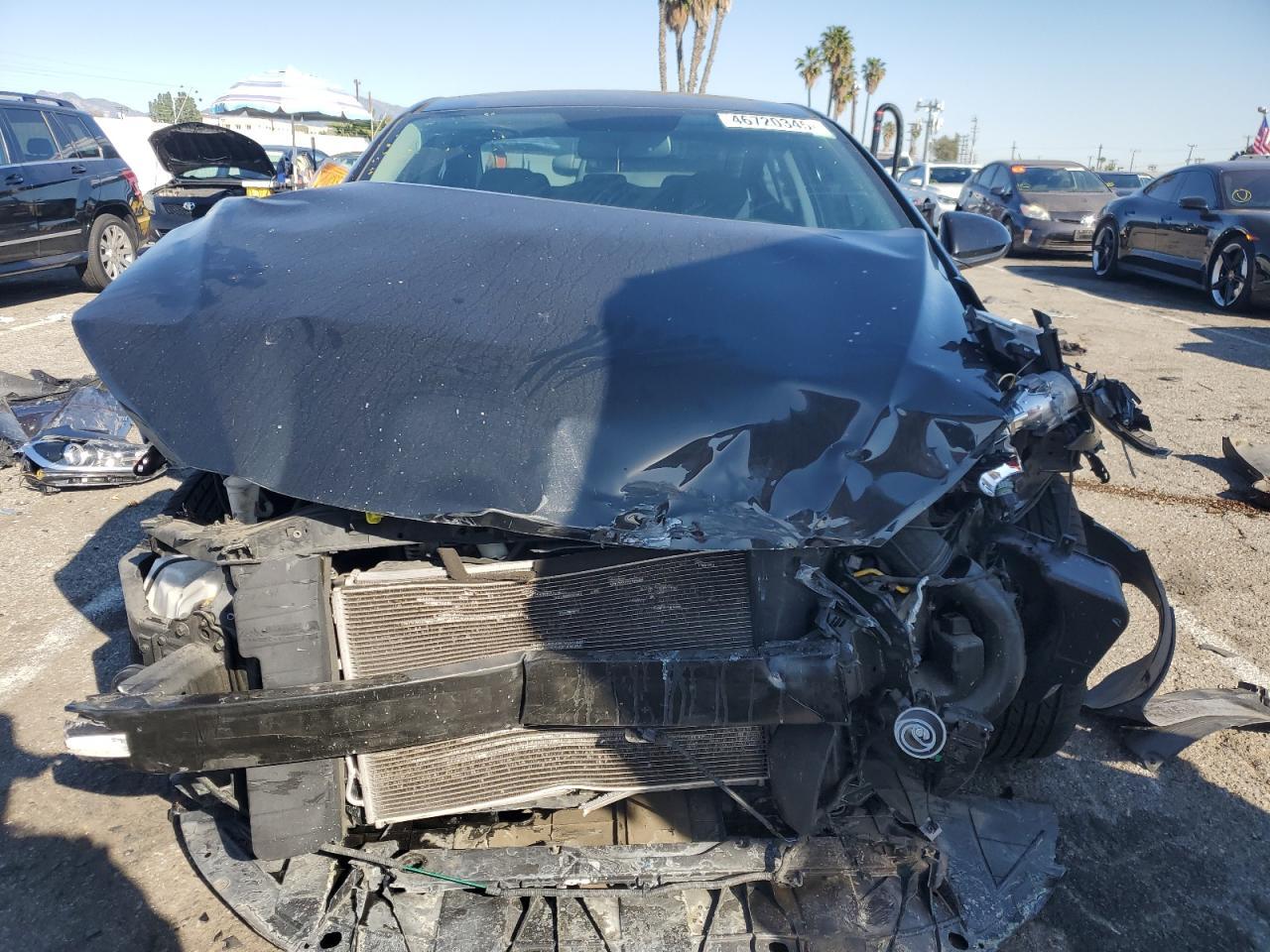 2018 HYUNDAI ELANTRA SE - Фото 5