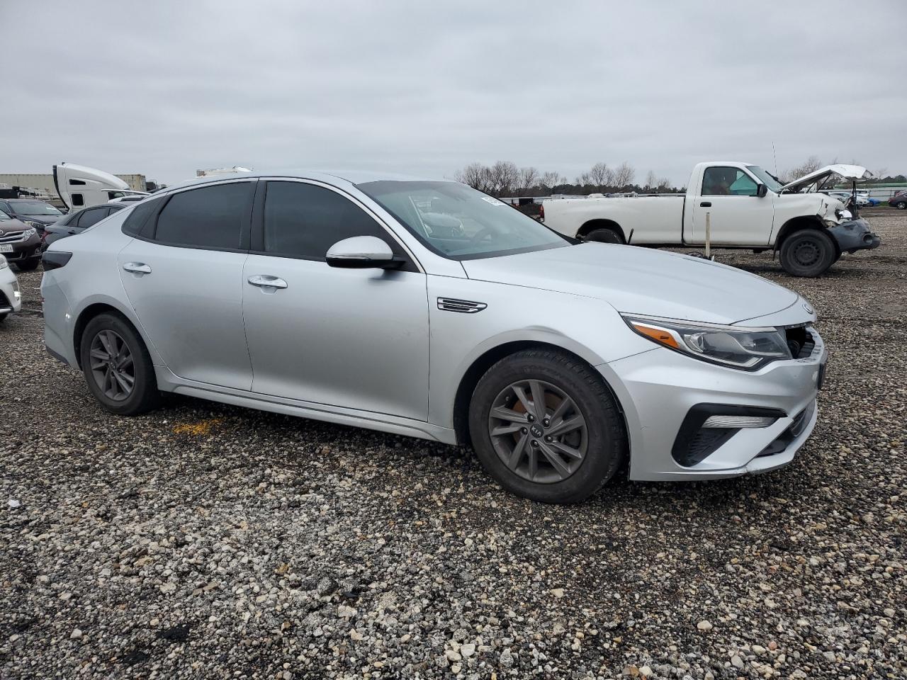 2020 KIA OPTIMA LX - Фото 4