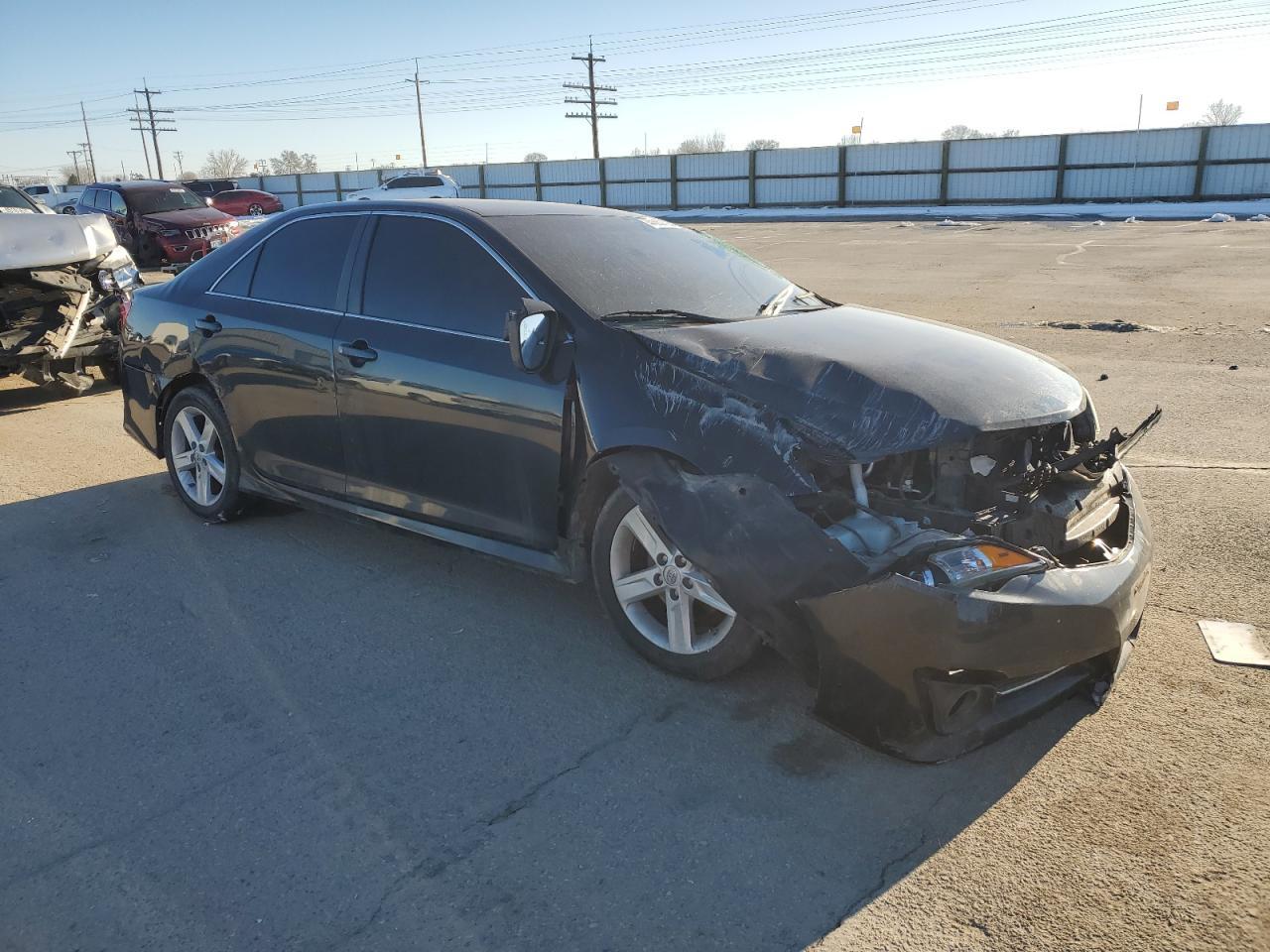 2014 TOYOTA CAMRY L - Image 4