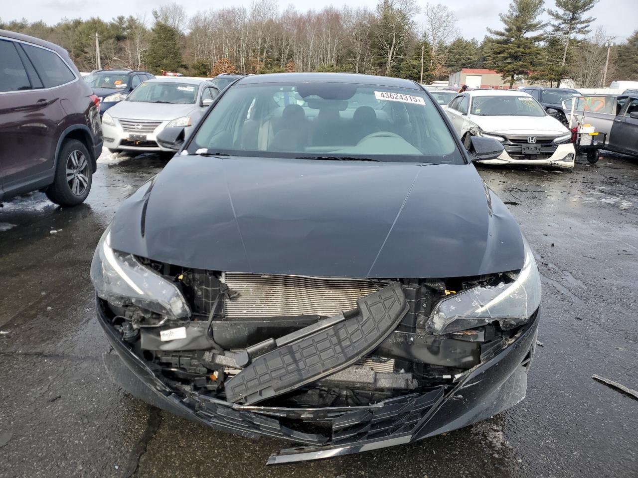 2023 HYUNDAI ELANTRA SE - Фото 5