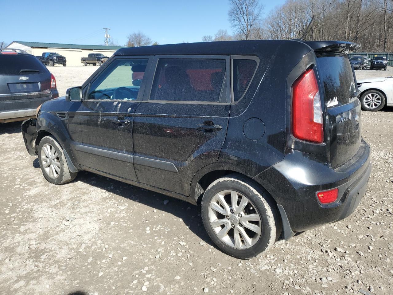 2013 KIA SOUL + - Image 2