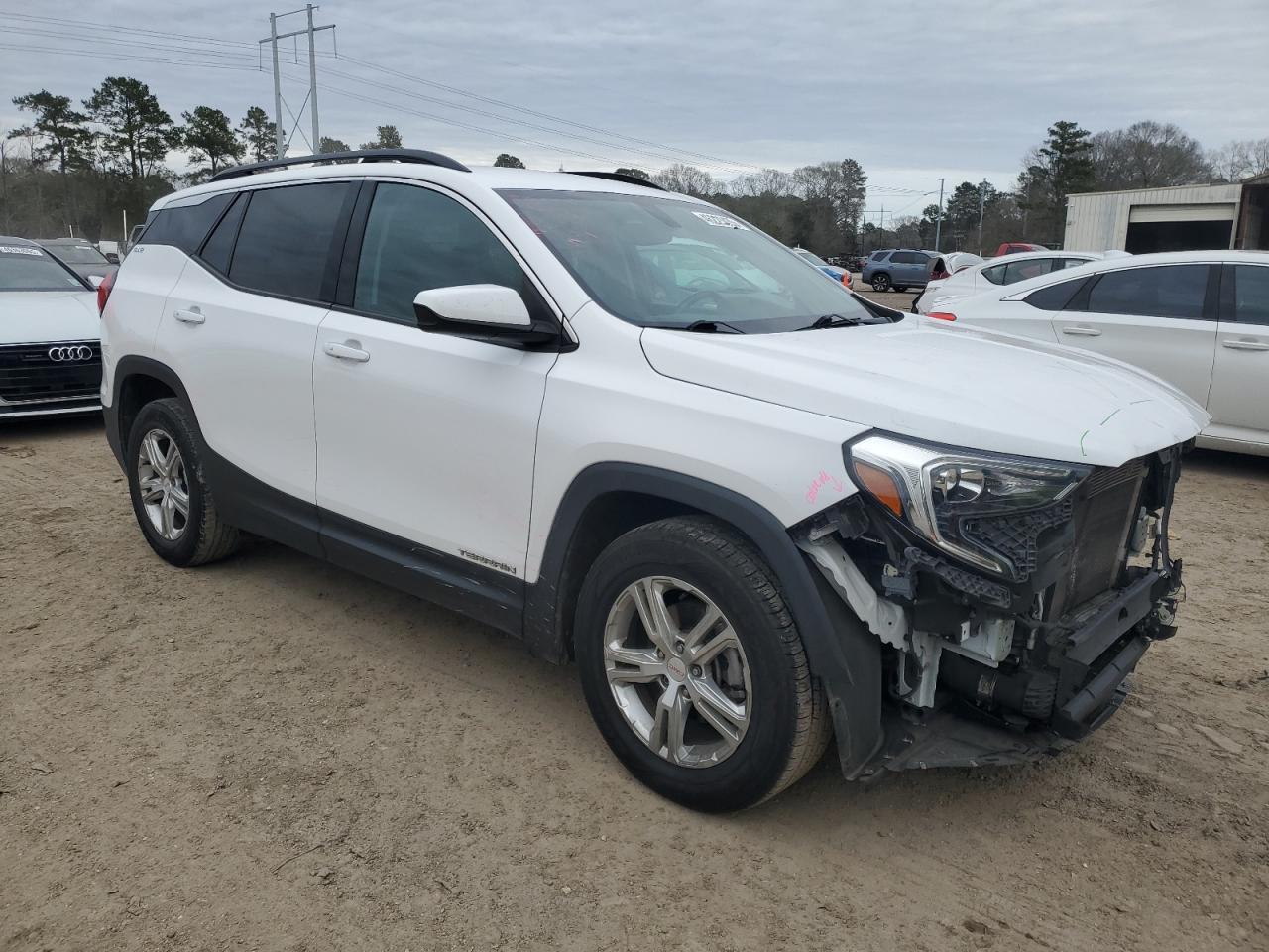 2019 GMC TERRAIN SL - Image 4