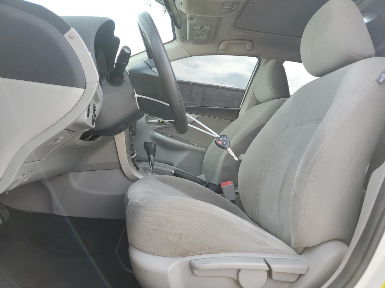 2013 TOYOTA COROLLA BA - Фото 7