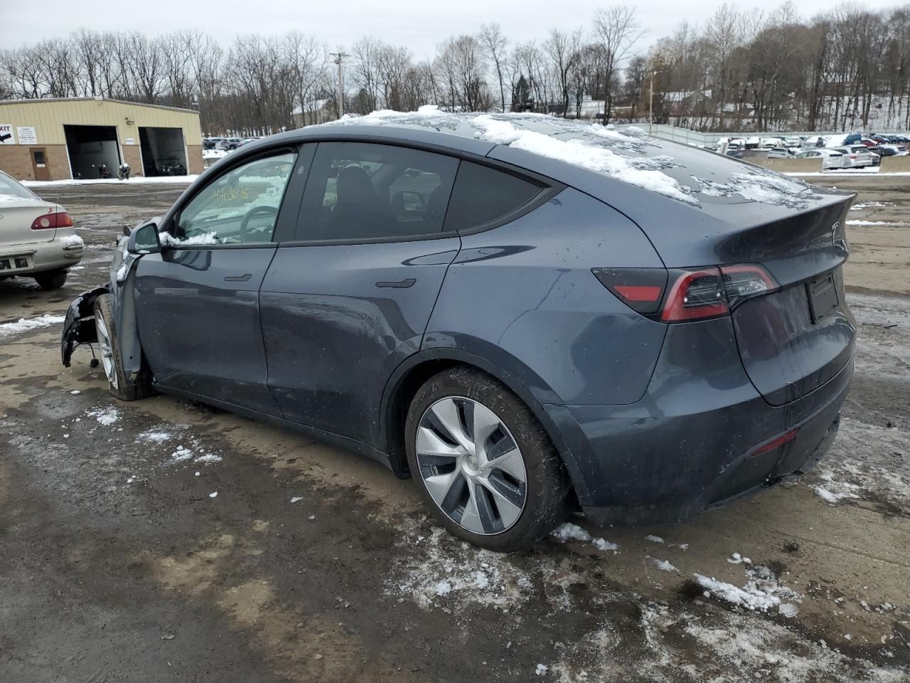 2023 TESLA MODEL Y - Фото 2