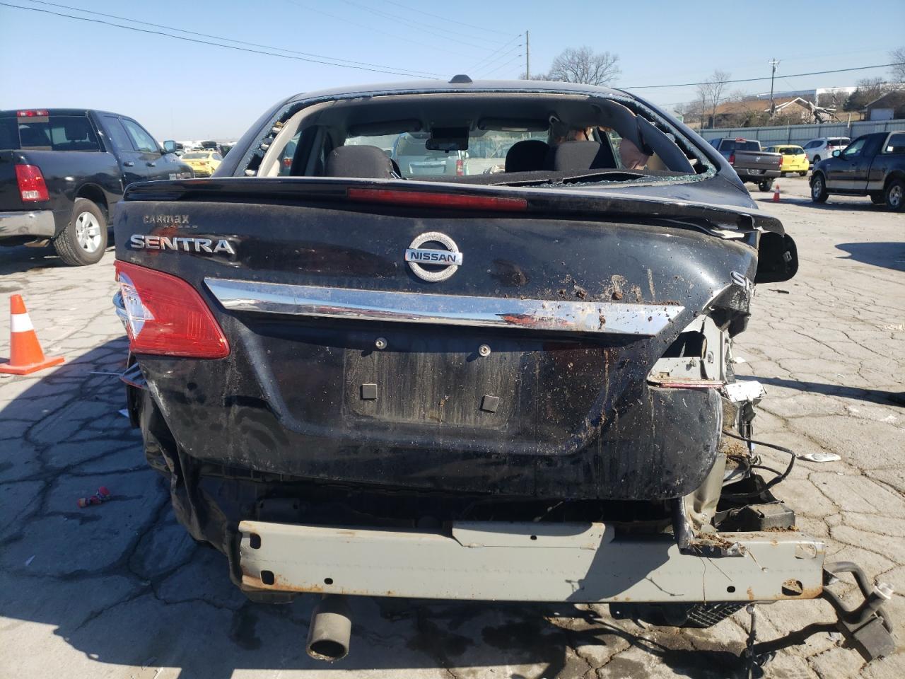 2017 NISSAN SENTRA S - Image 6