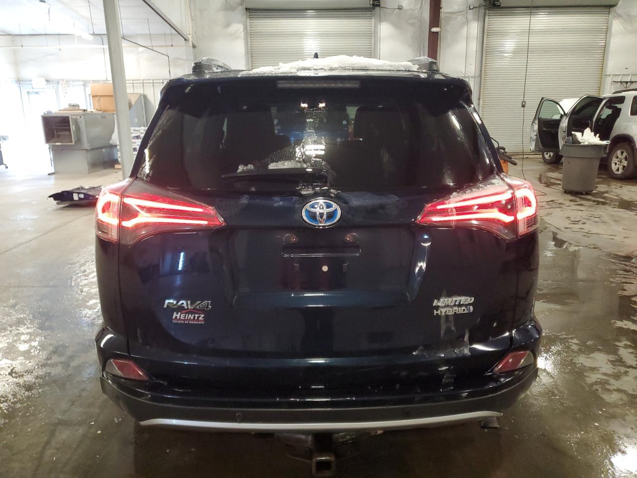 2017 TOYOTA RAV4 HV LI - Image 6