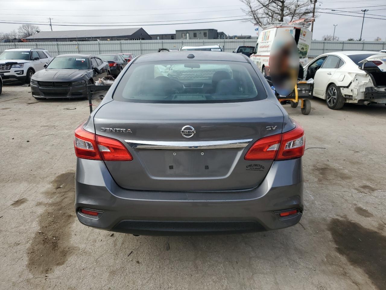 2017 NISSAN SENTRA S - Фото 6