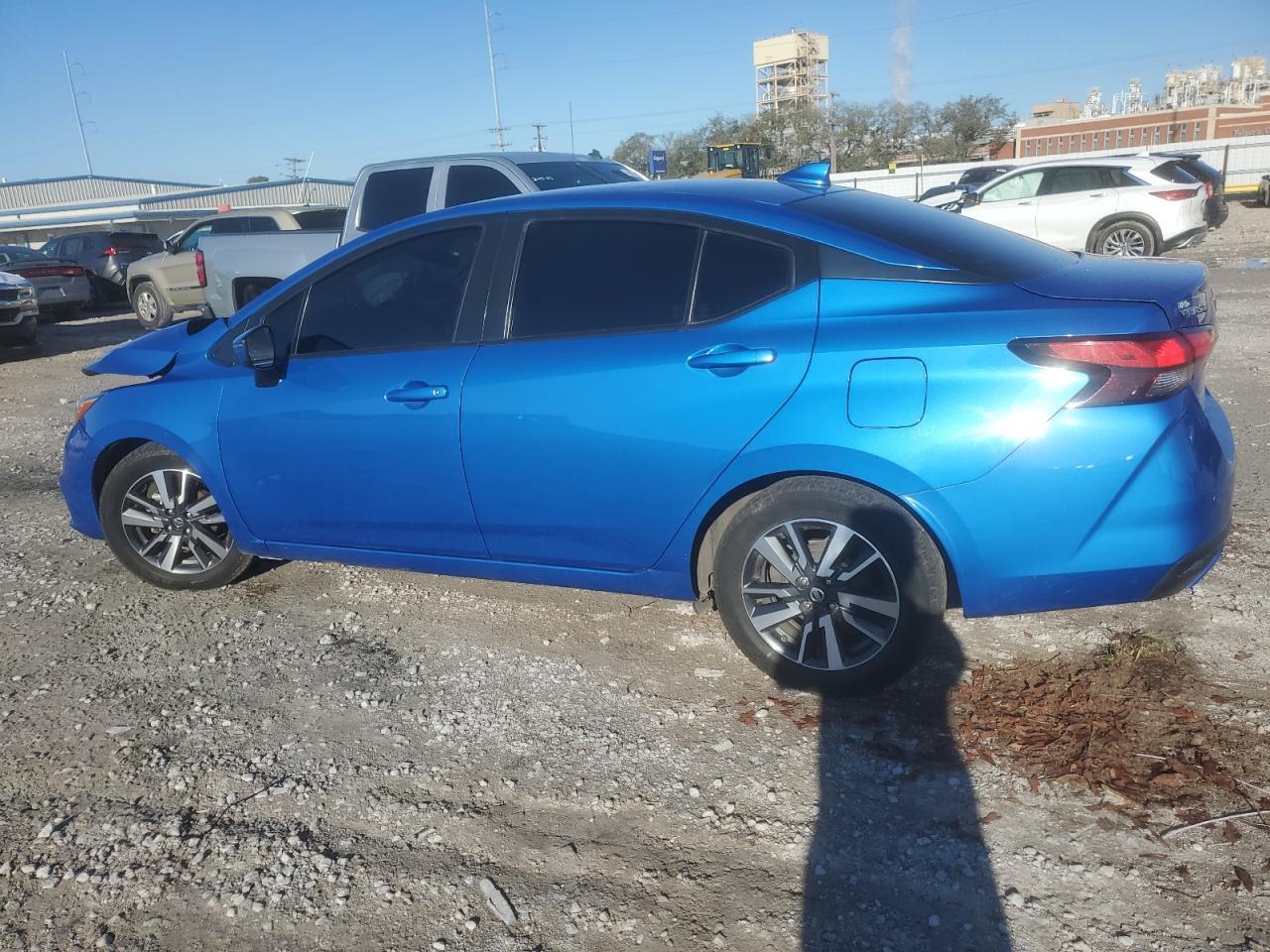 2021 NISSAN VERSA SV - Фото 2