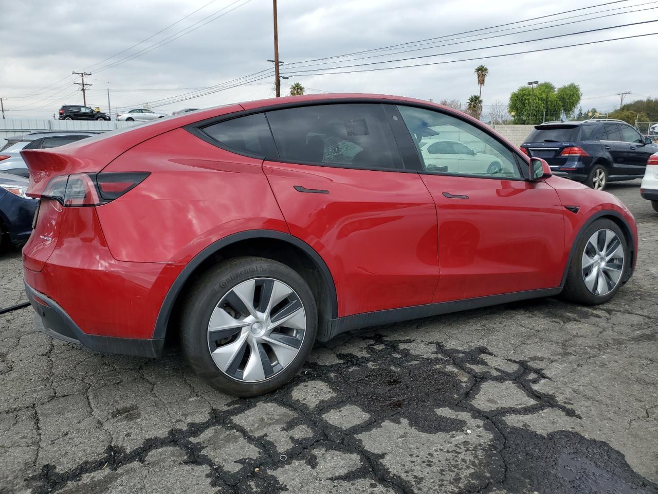 2023 TESLA MODEL Y - Фото 3