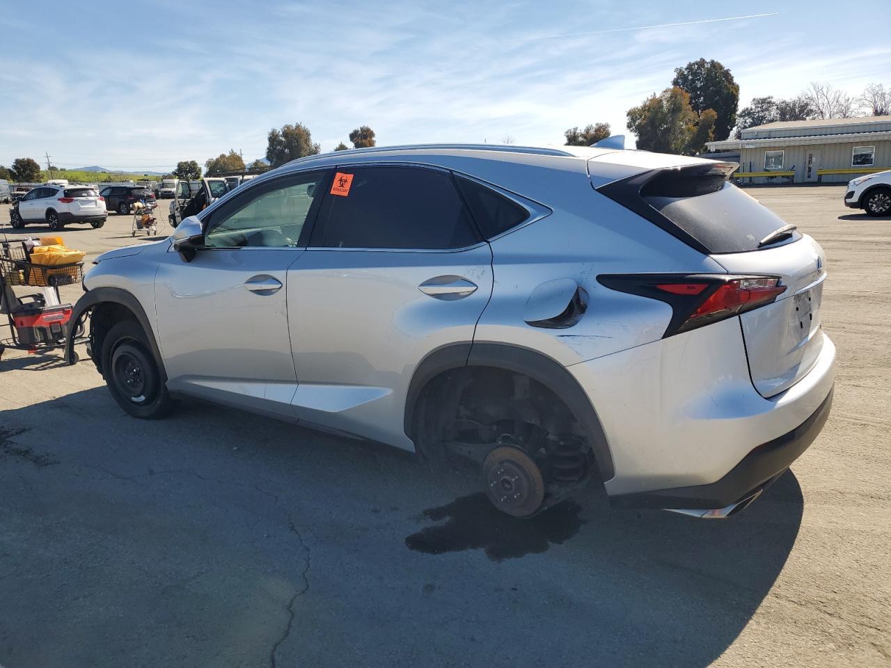 2016 LEXUS NX 200T BA - Фото 2