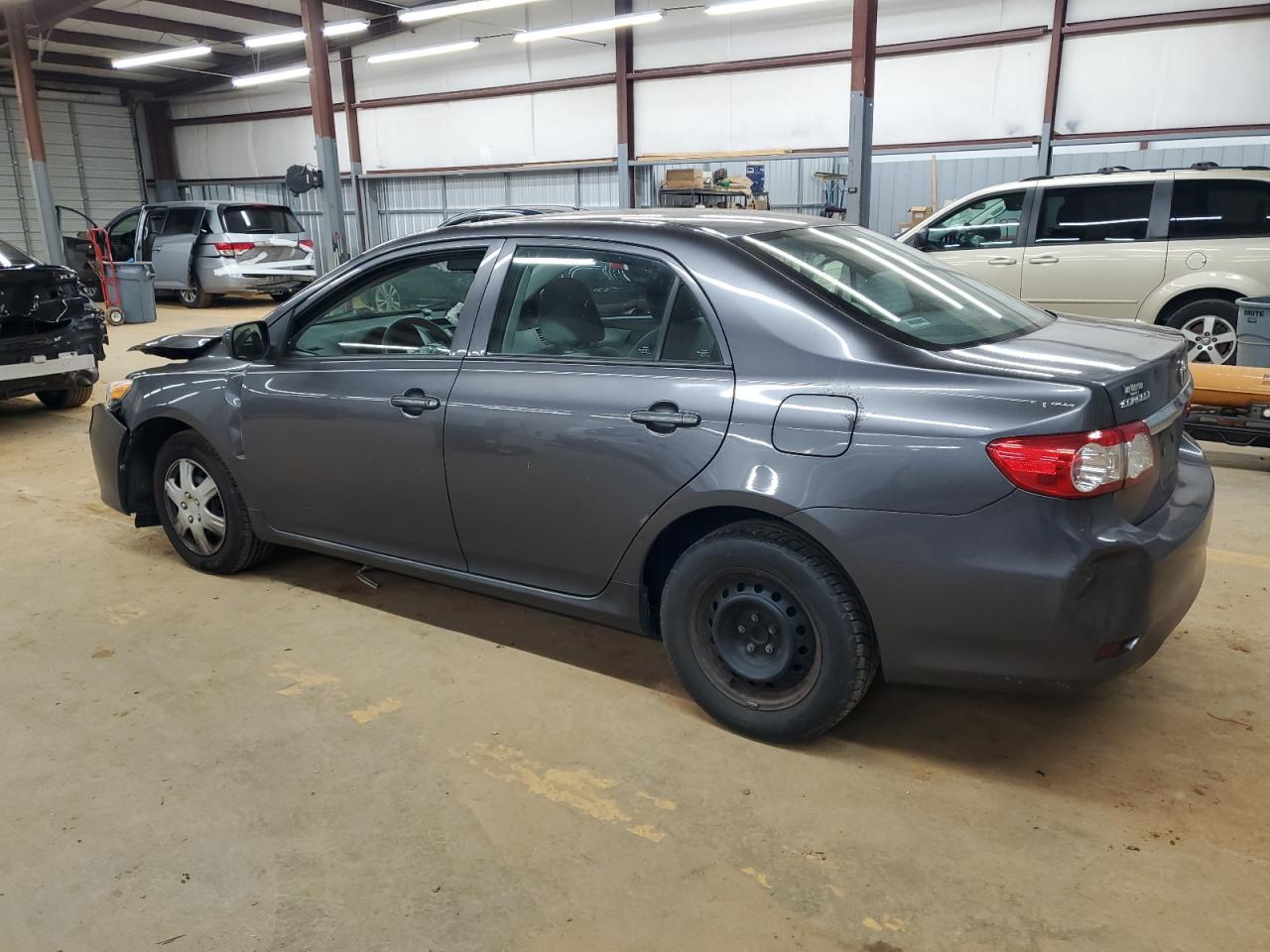 2013 TOYOTA COROLLA BA - Фото 2