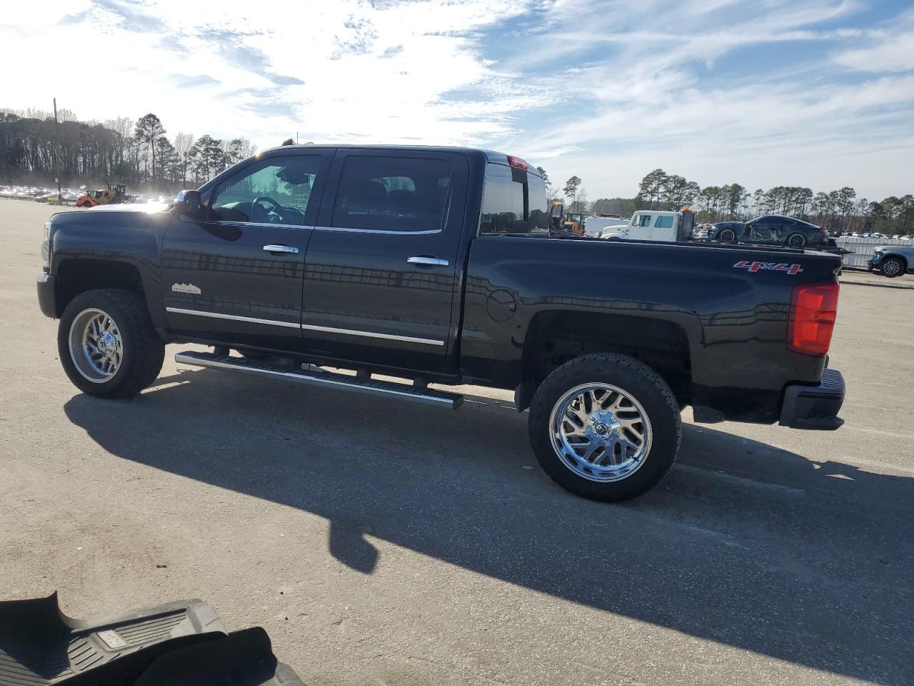 2016 CHEVROLET SILVERADO - Фото 2