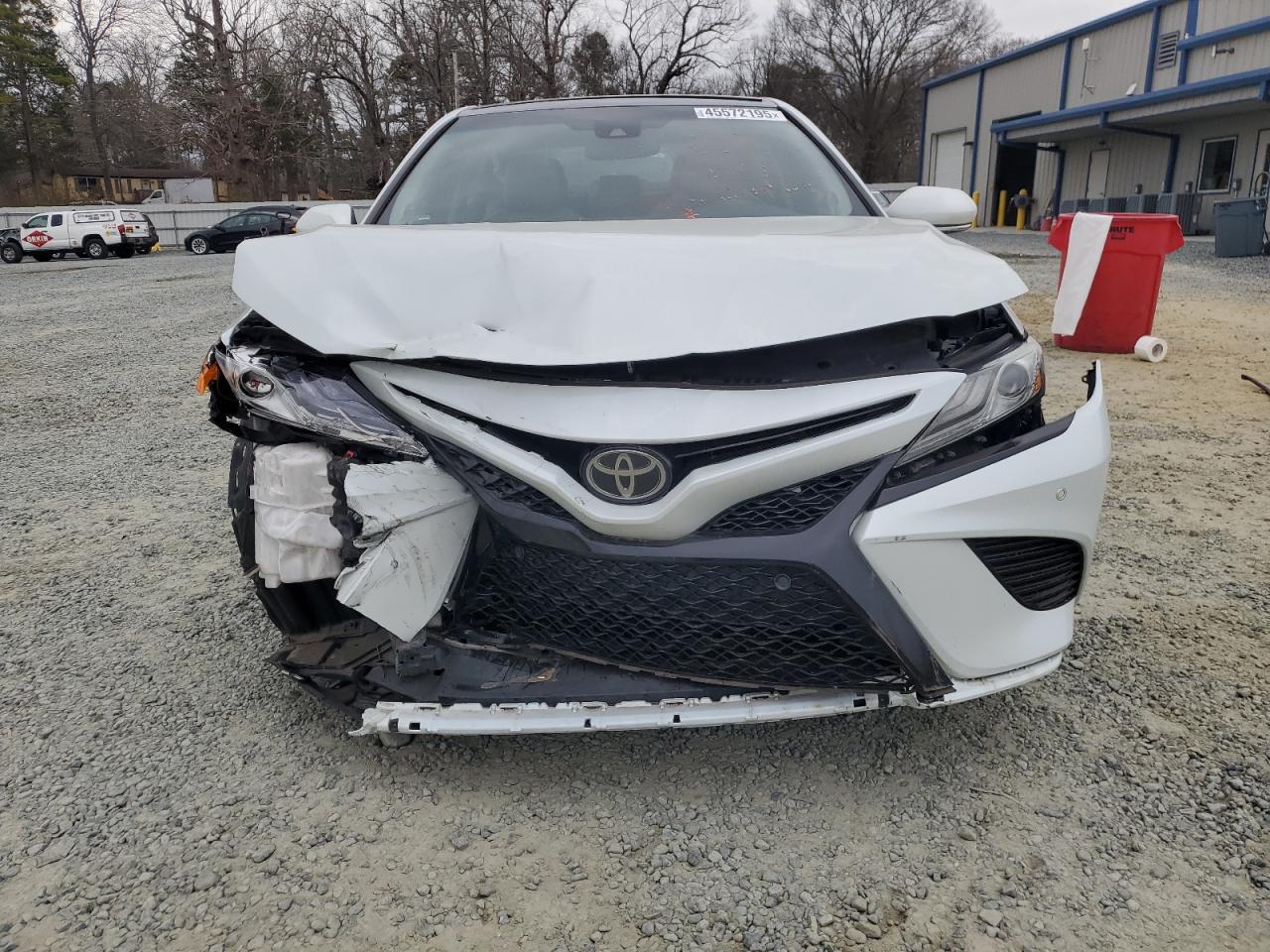 2018 TOYOTA CAMRY XSE - Image 5