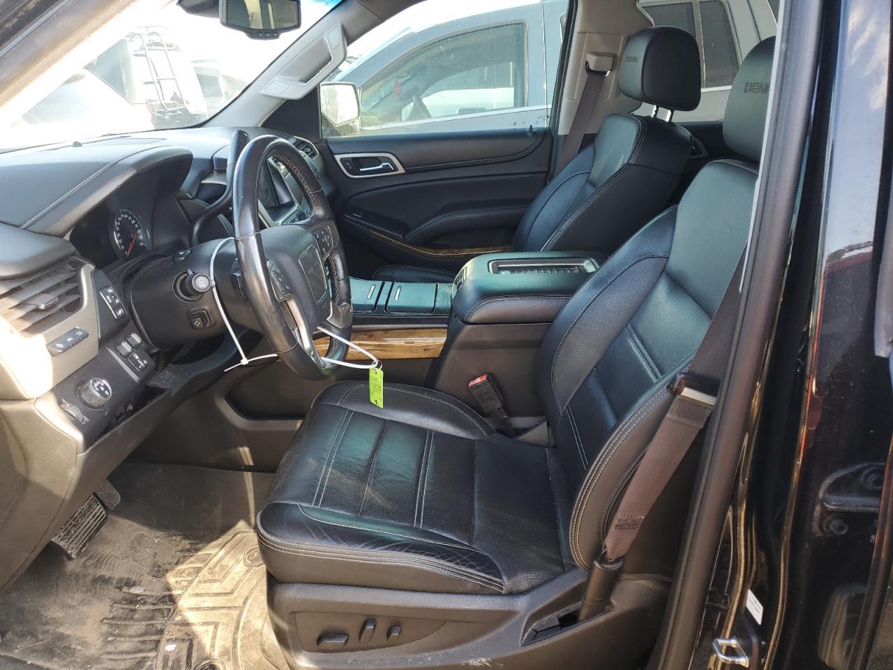 2017 GMC YUKON DENA - Фото 7