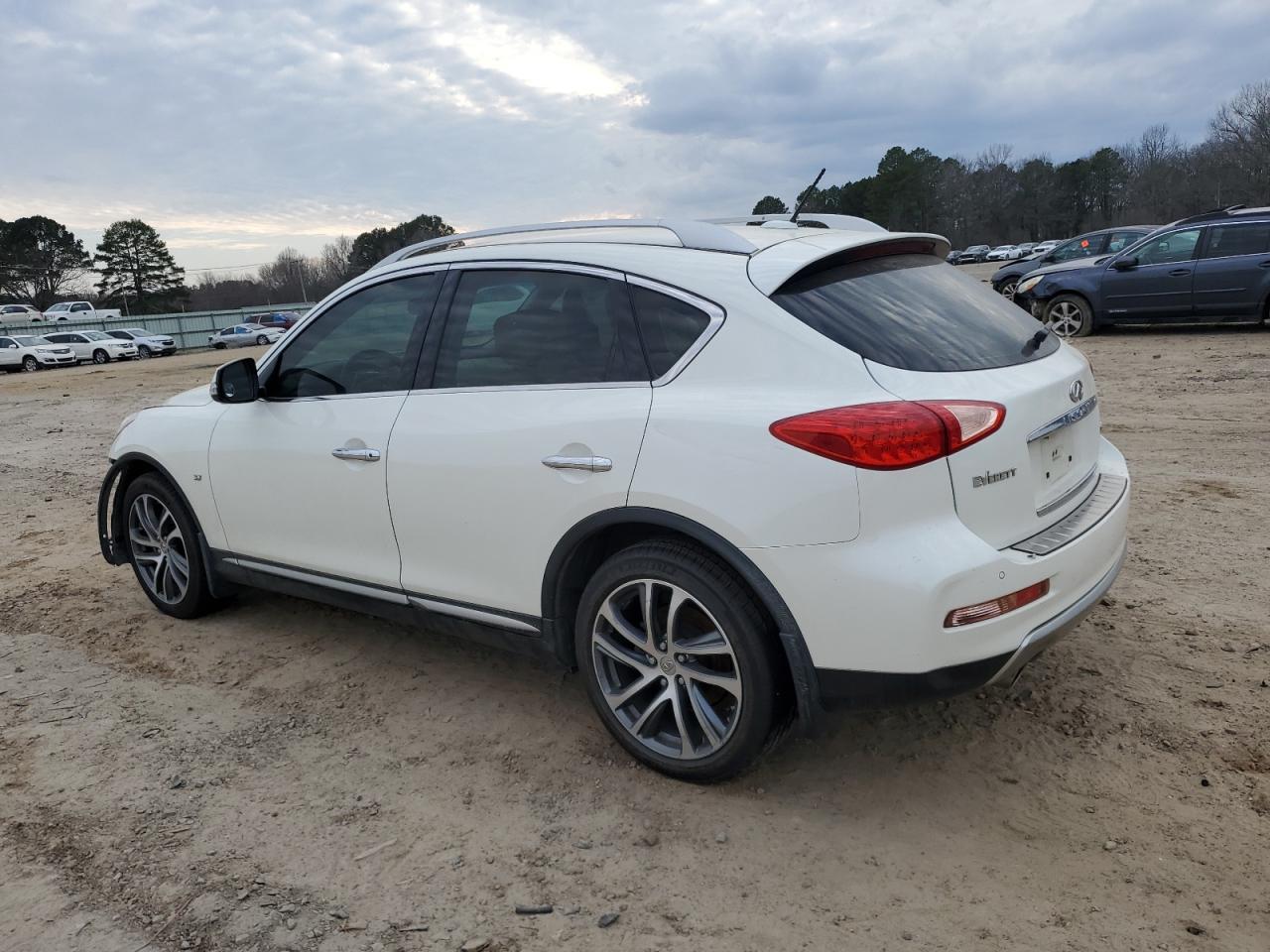 2016 INFINITI QX50 - Image 2