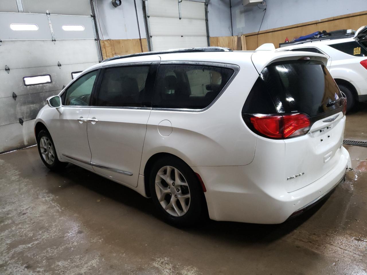 2020 CHRYSLER PACIFICA L - Image 2