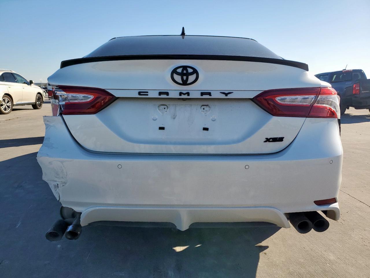 2019 TOYOTA CAMRY XSE - Image 6
