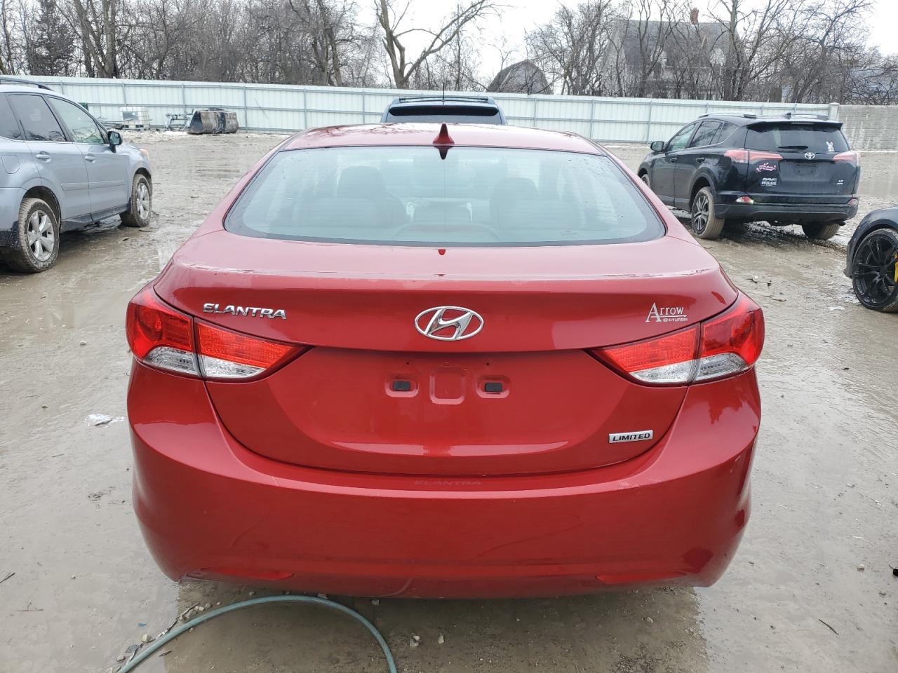 2013 HYUNDAI ELANTRA GL - Image 6