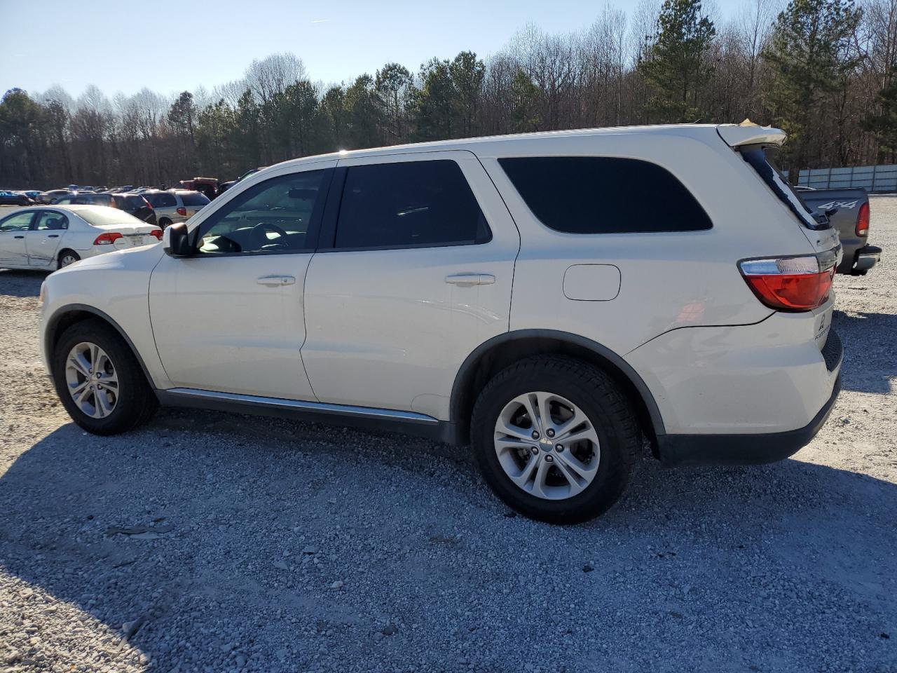 2011 DODGE DURANGO EX - Image 2