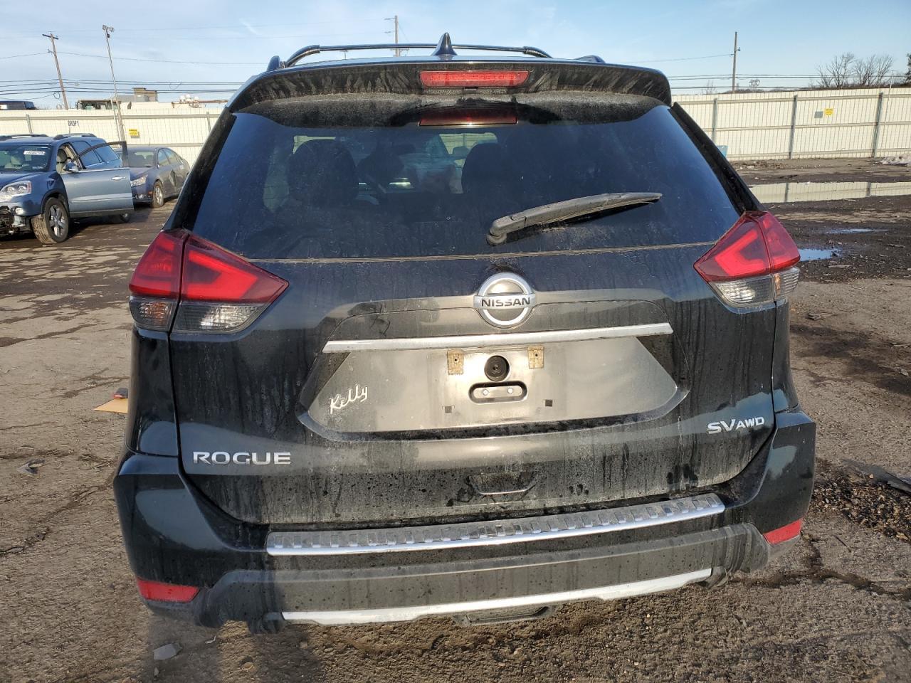2017 NISSAN ROGUE SV - Фото 6