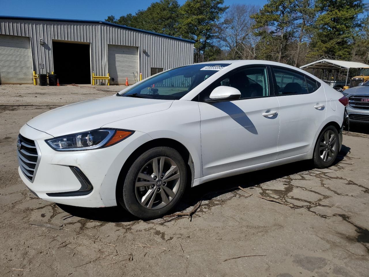 2018 HYUNDAI ELANTRA SE