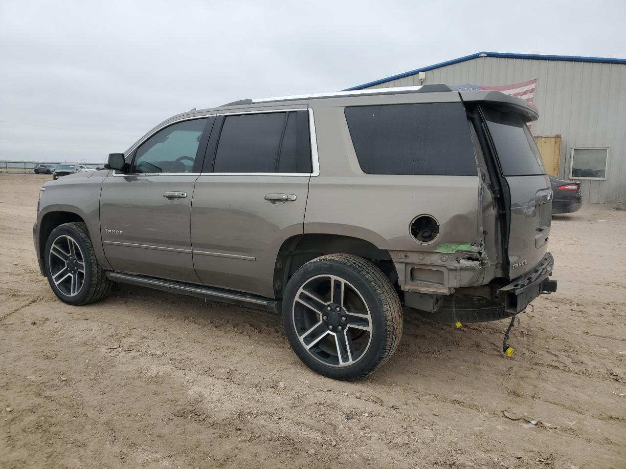 2018 CHEVROLET TAHOE K150 - Фото 2