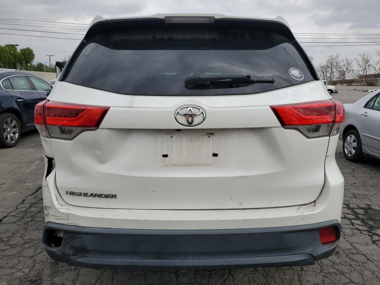 2018 TOYOTA HIGHLANDER - Фото 6