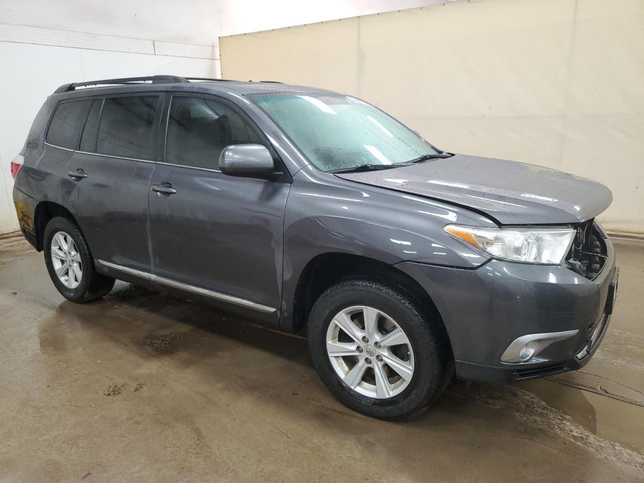 2012 TOYOTA HIGHLANDER - Image 4