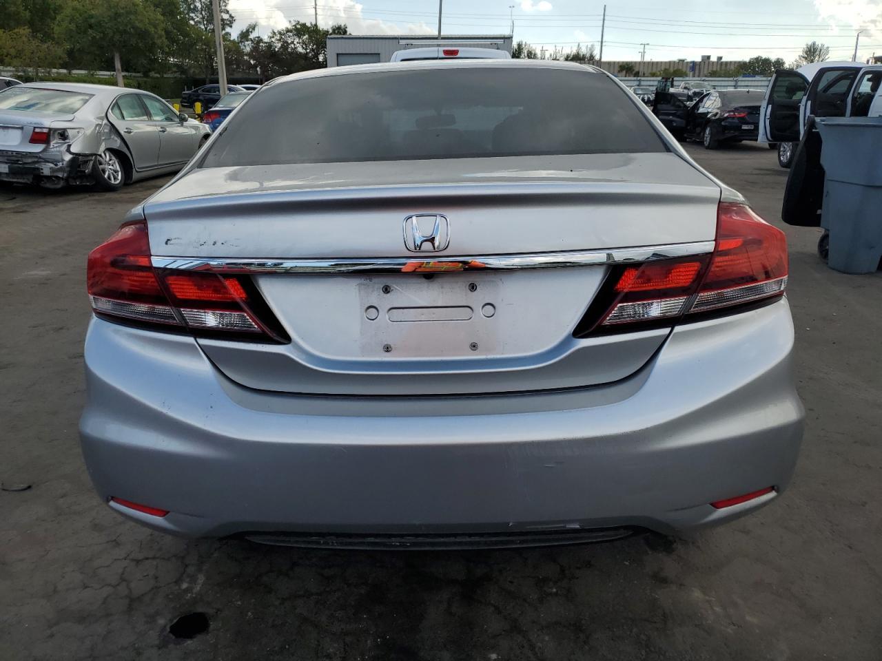 2015 HONDA CIVIC LX - Image 6