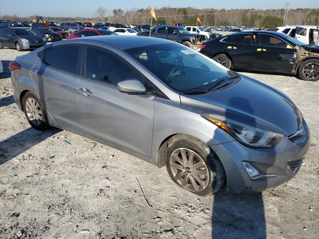 2015 HYUNDAI ELANTRA SE - Image 4