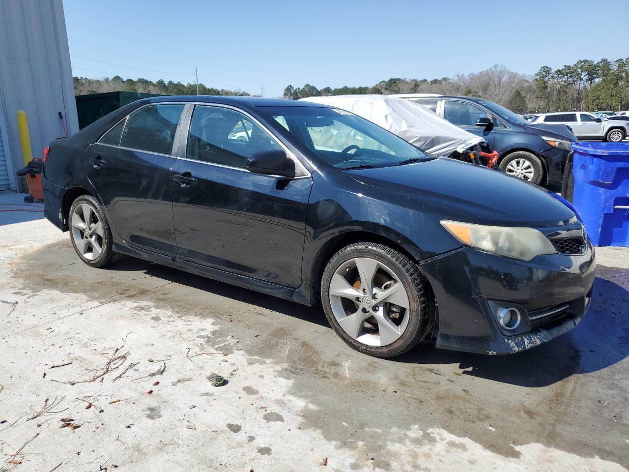 2014 TOYOTA CAMRY L - Image 4