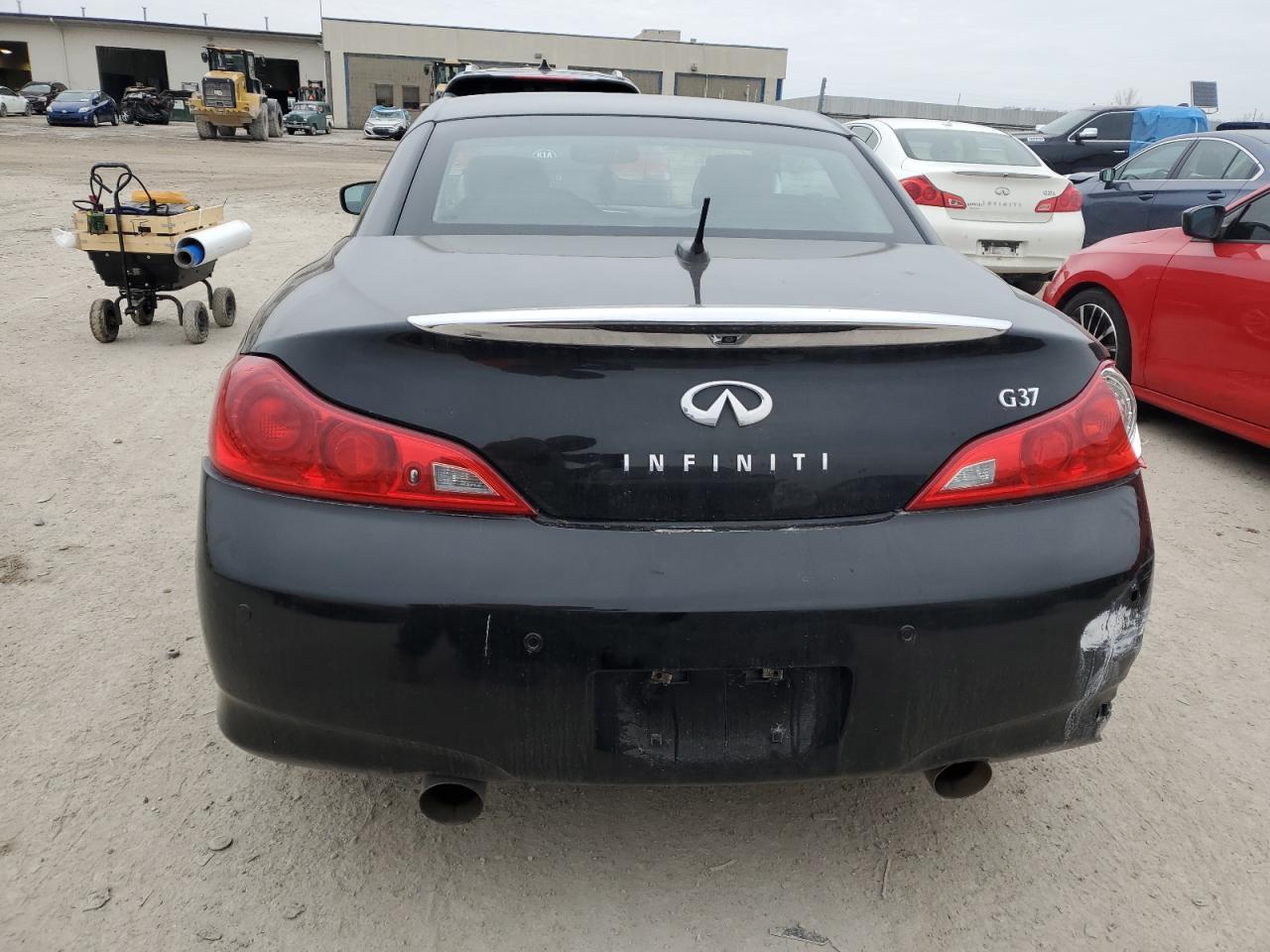 2012 INFINITI G37 BASE - Image 6