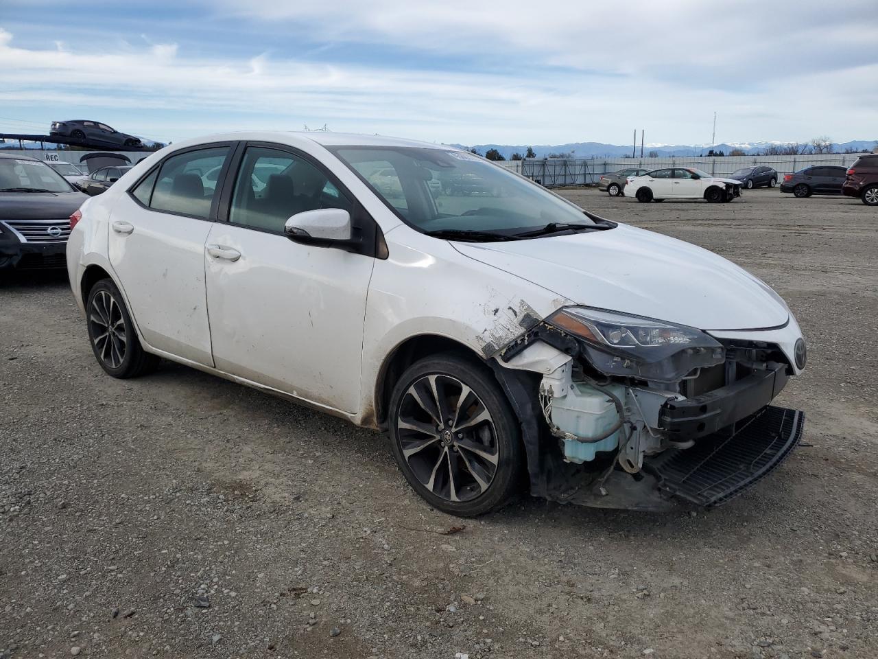 2019 TOYOTA COROLLA L - Фото 4