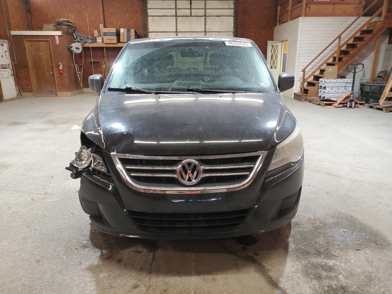 2010 VOLKSWAGEN ROUTAN SE - Image 5