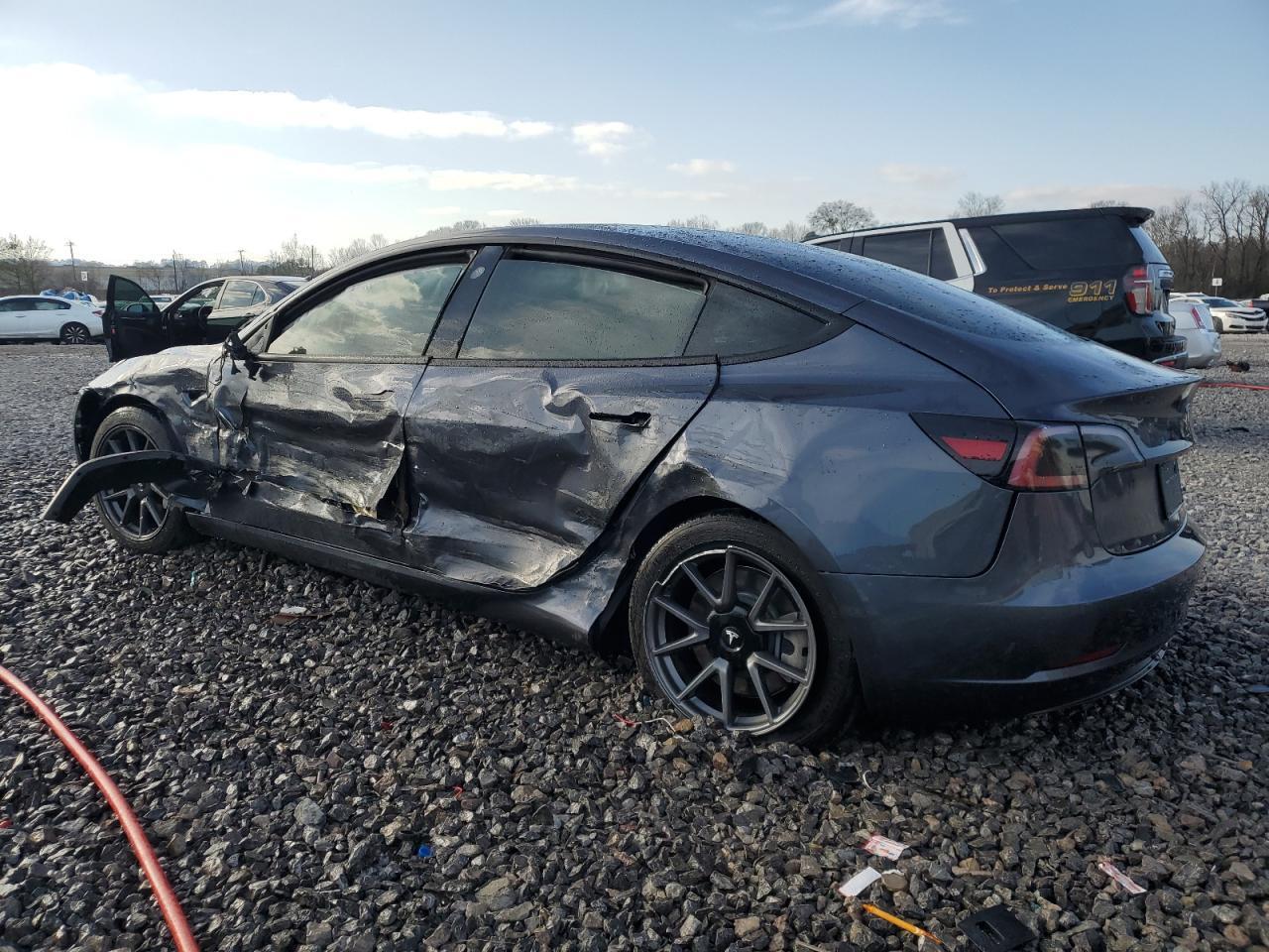 2022 TESLA MODEL 3 - Image 2