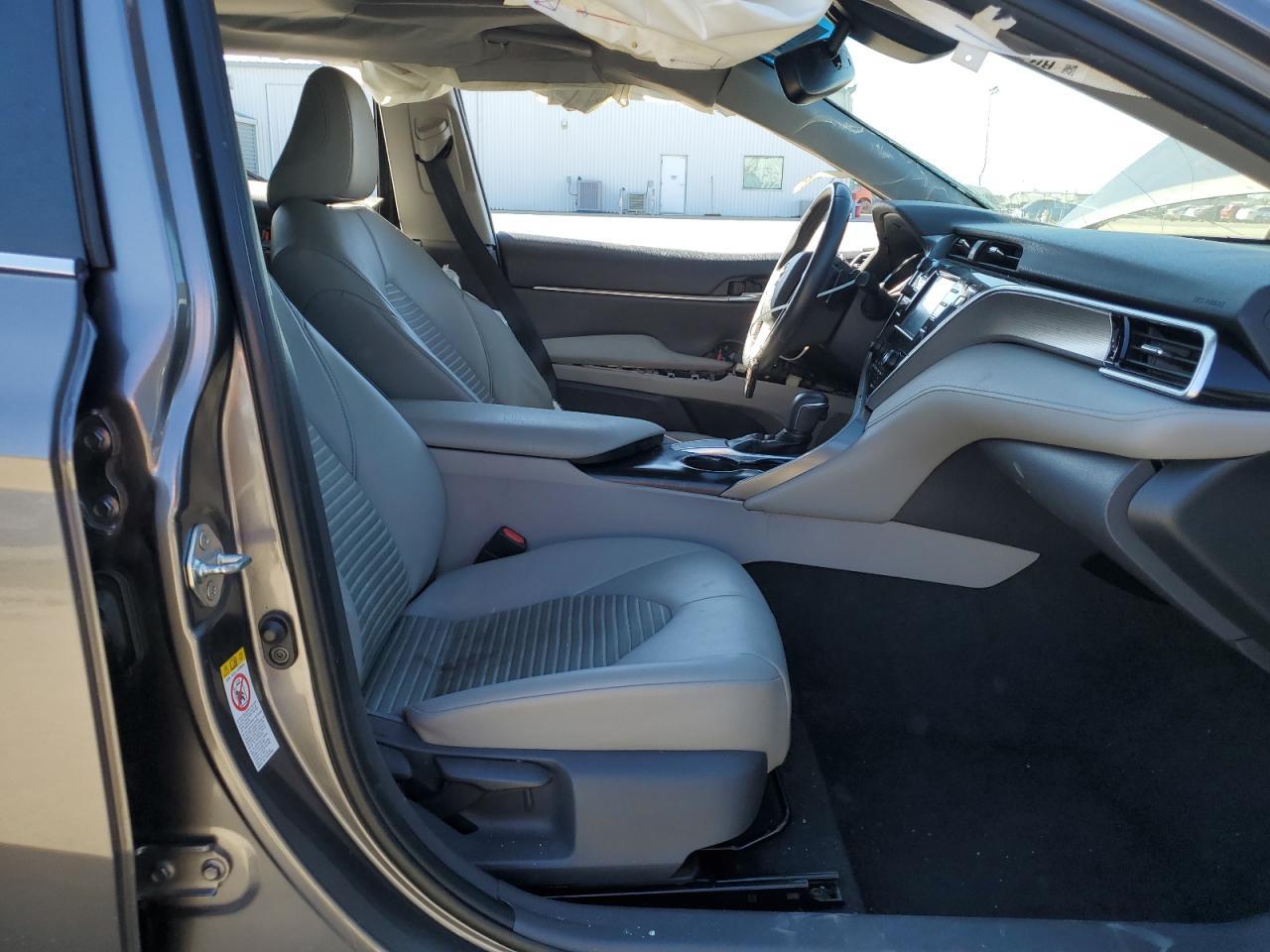 2018 TOYOTA CAMRY L - Image 7