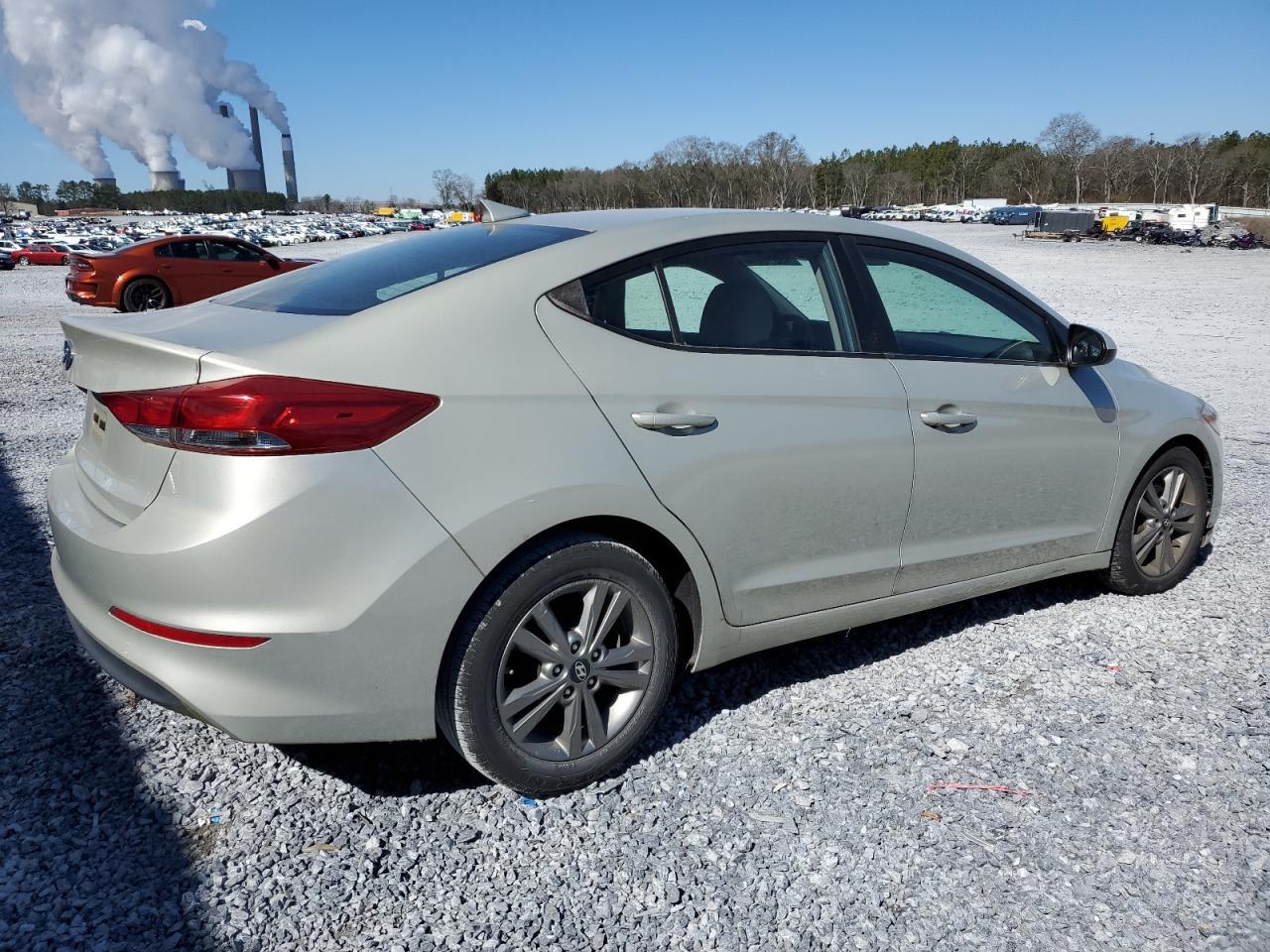 2017 HYUNDAI ELANTRA SE - Фото 3