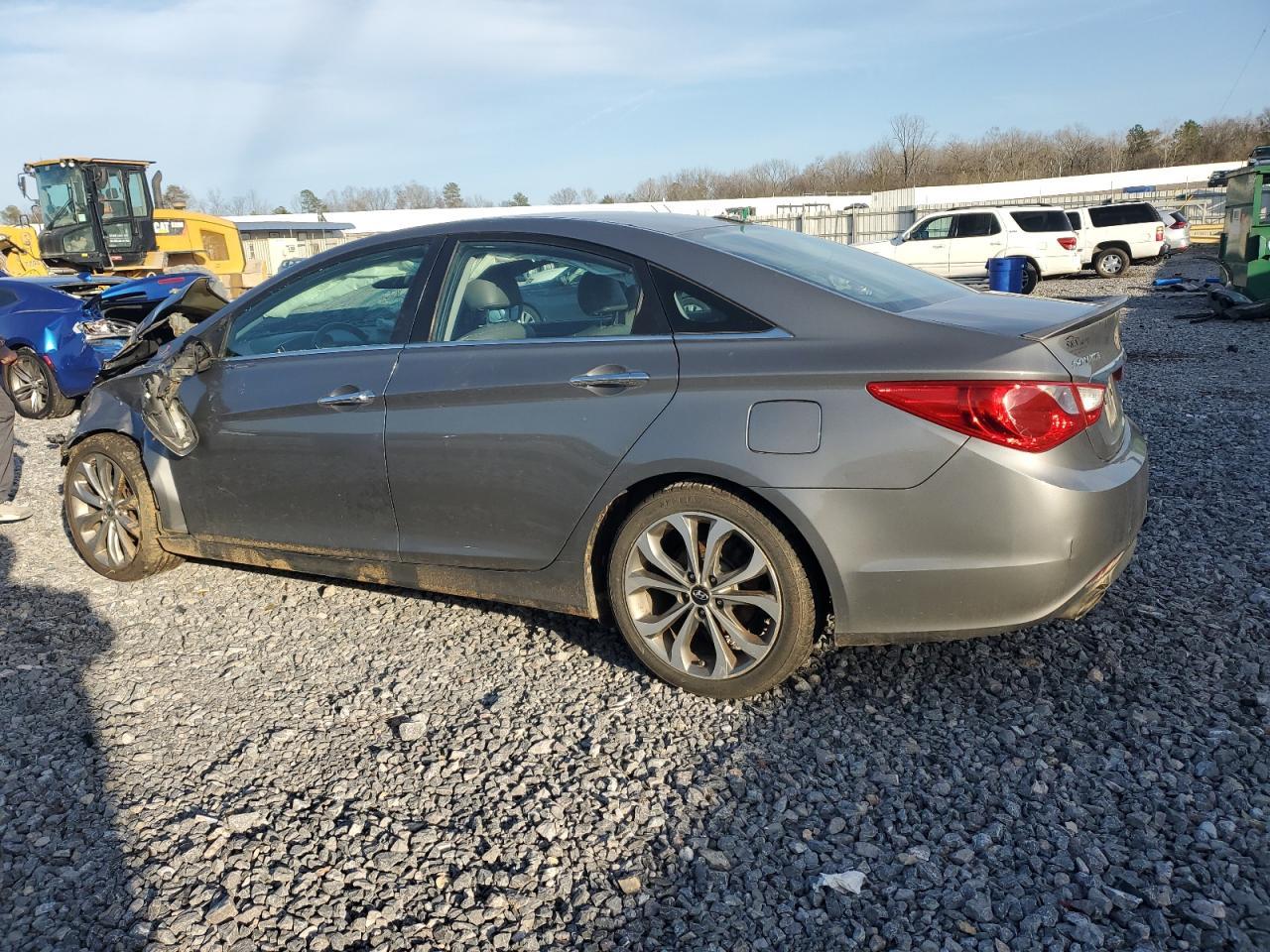 2013 HYUNDAI SONATA SE - Image 2