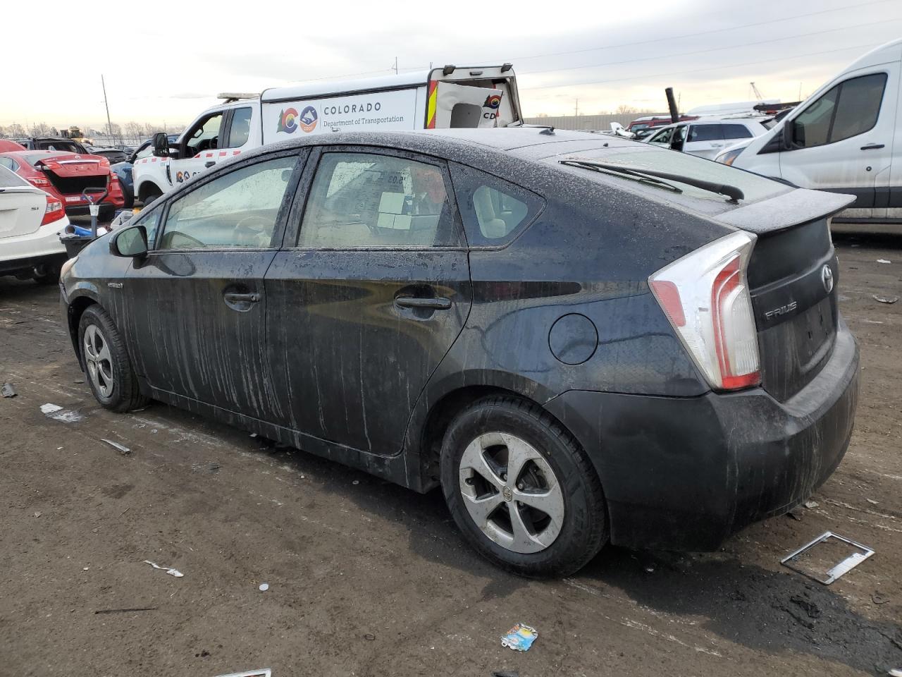 2013 TOYOTA PRIUS - Фото 2