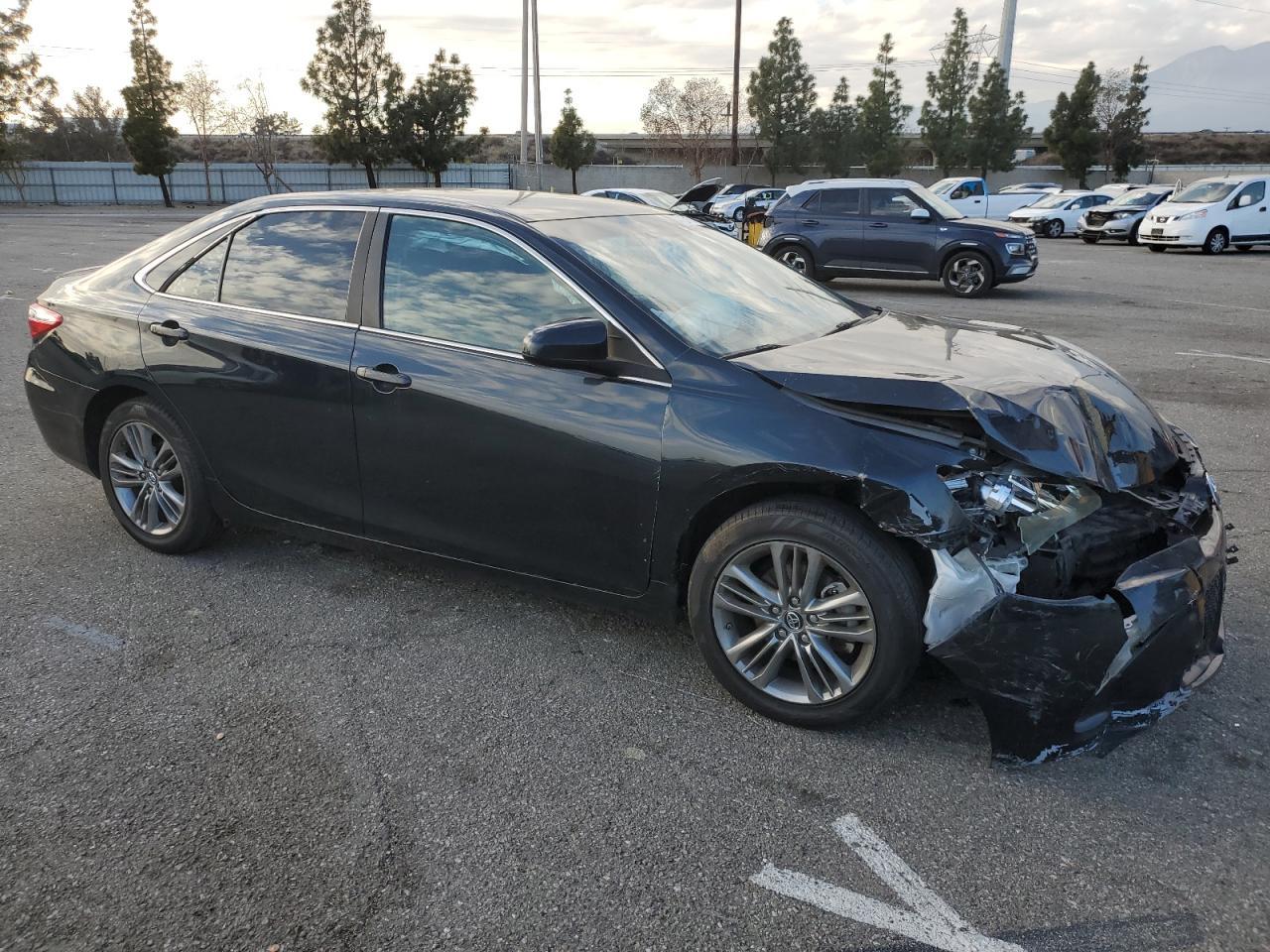 2016 TOYOTA CAMRY LE - Image 4