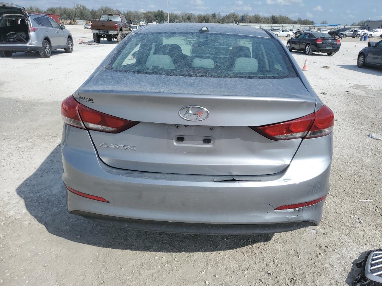 2017 HYUNDAI ELANTRA SE - Фото 6